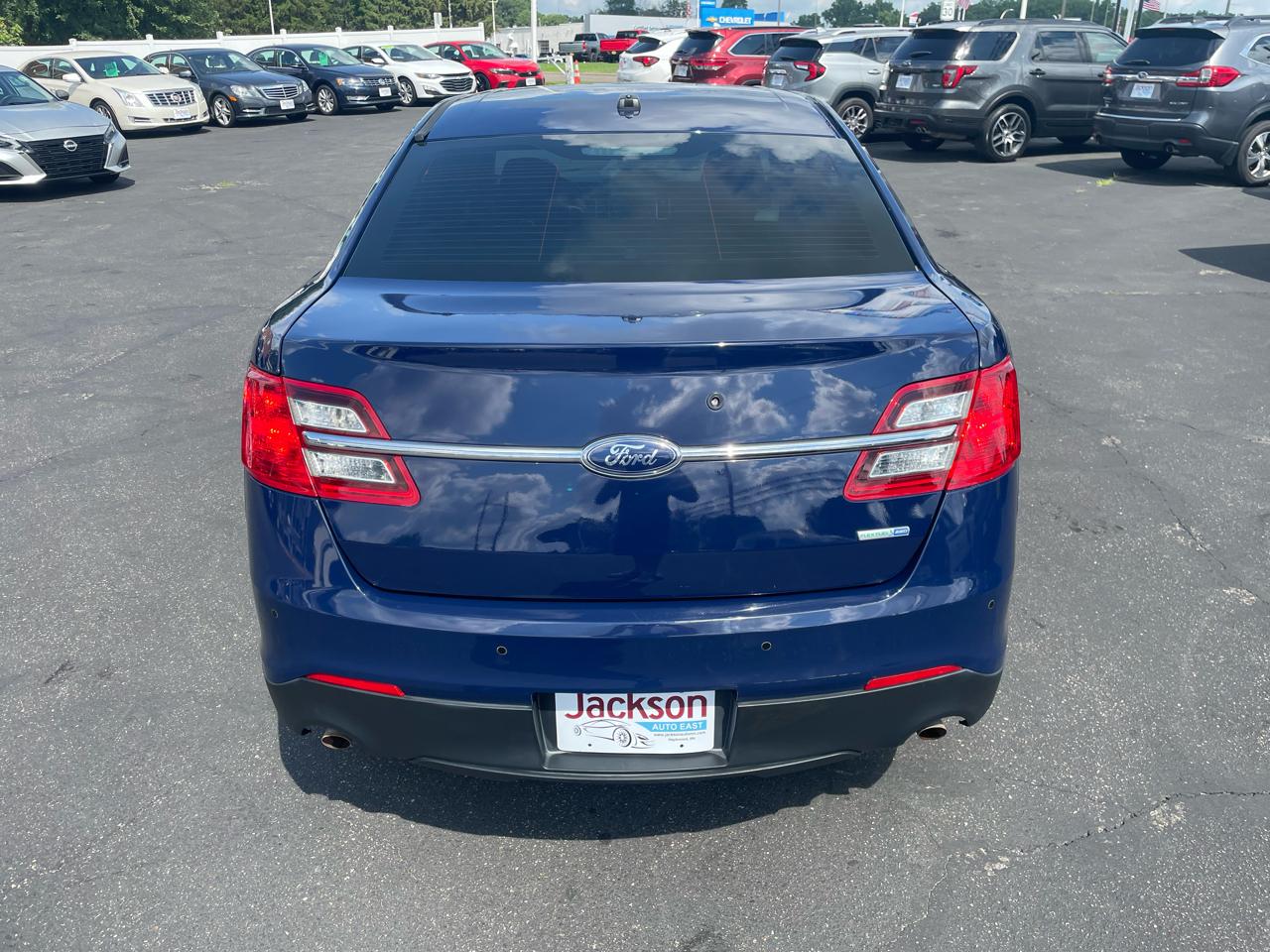 Ford Sedan Police Interceptor 4dr Sdn AWD 2015