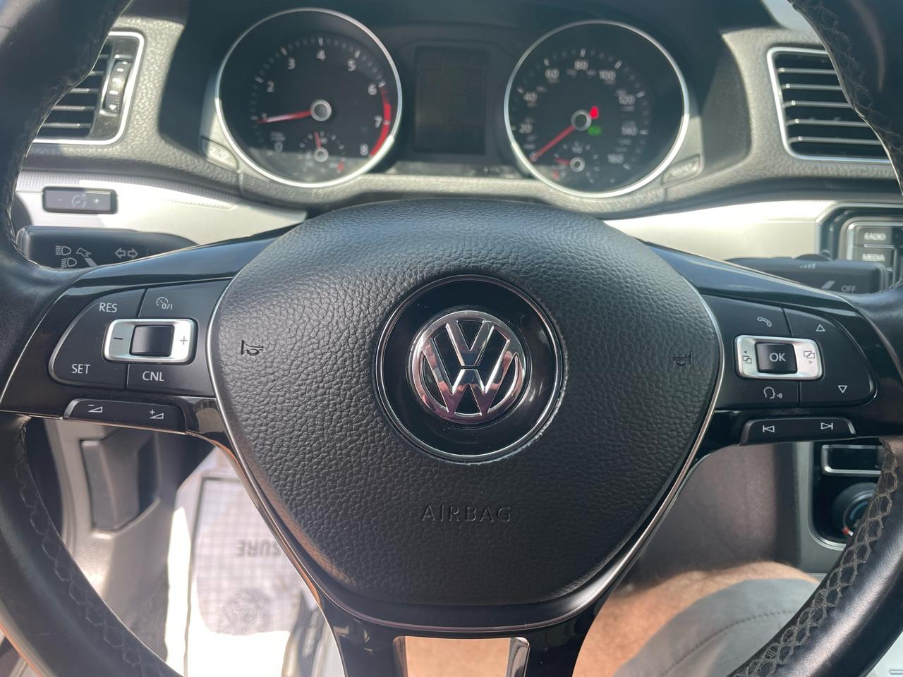 Volkswagen Passat 2.0T Wolfsburg Edition Auto 2019