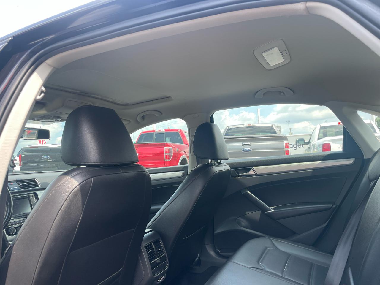 Volkswagen Passat 2.0T Wolfsburg Edition Auto 2019