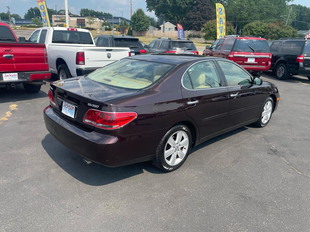 Lexus ES 330 4dr Sdn 2005