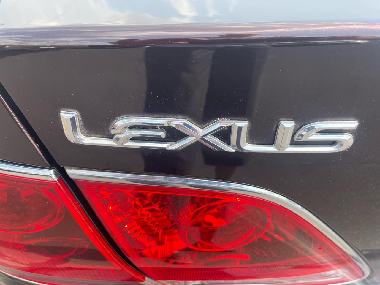 Lexus ES 330 4dr Sdn 2005