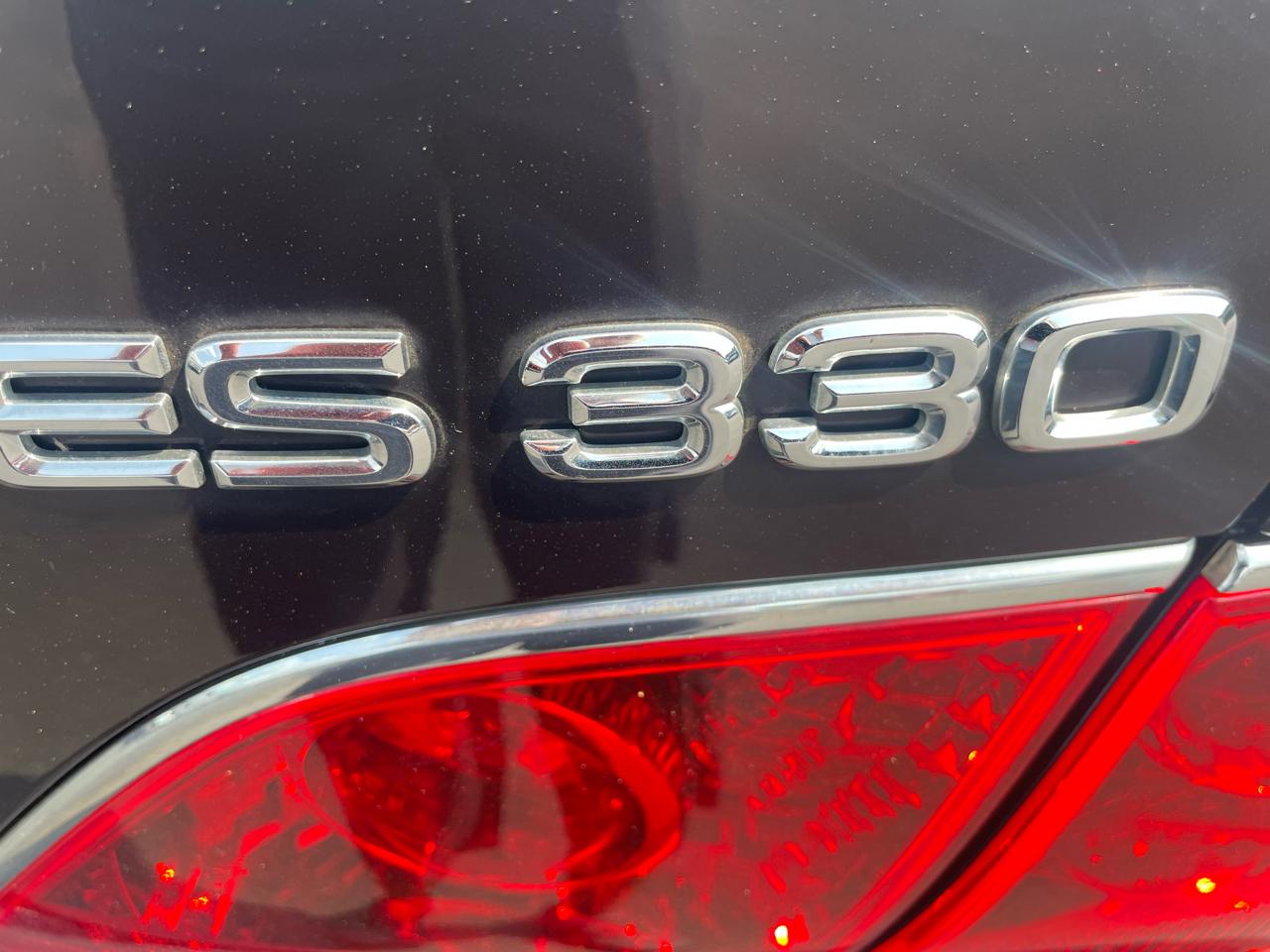 Lexus ES 330 4dr Sdn 2005