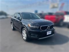 2021 Volvo XC40 