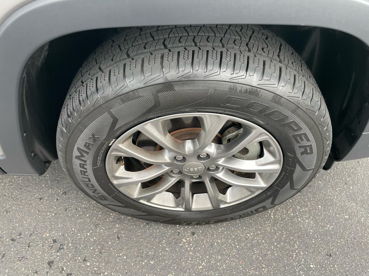 Jeep Cherokee Latitude Lux 4x4 2021