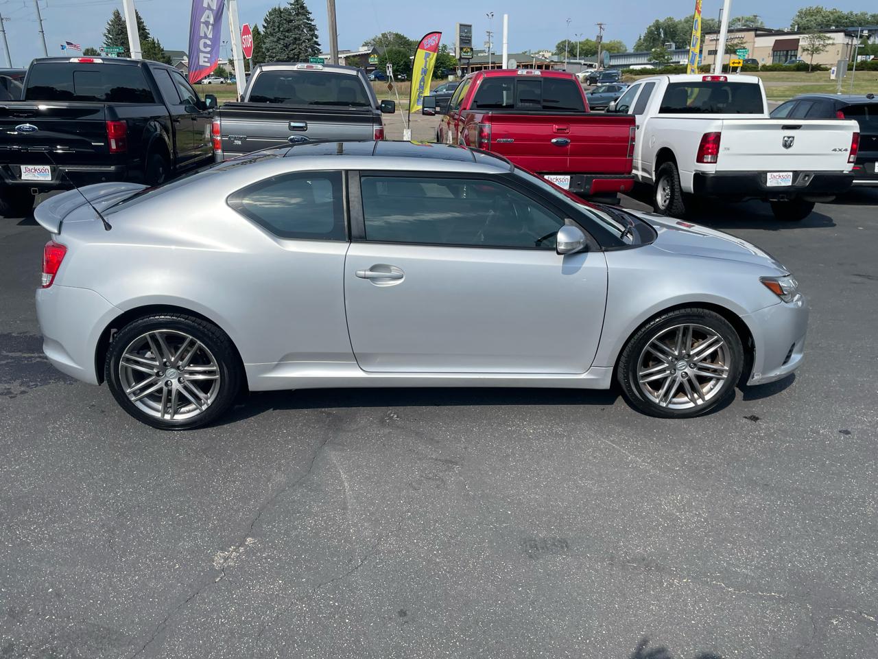 Scion tC 2dr HB Auto Spec (Natl) 2012