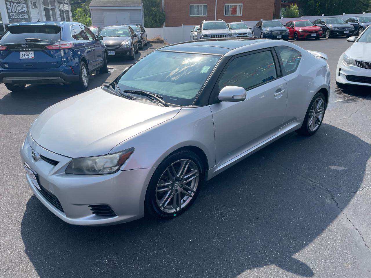 Scion tC 2dr HB Auto Spec (Natl) 2012