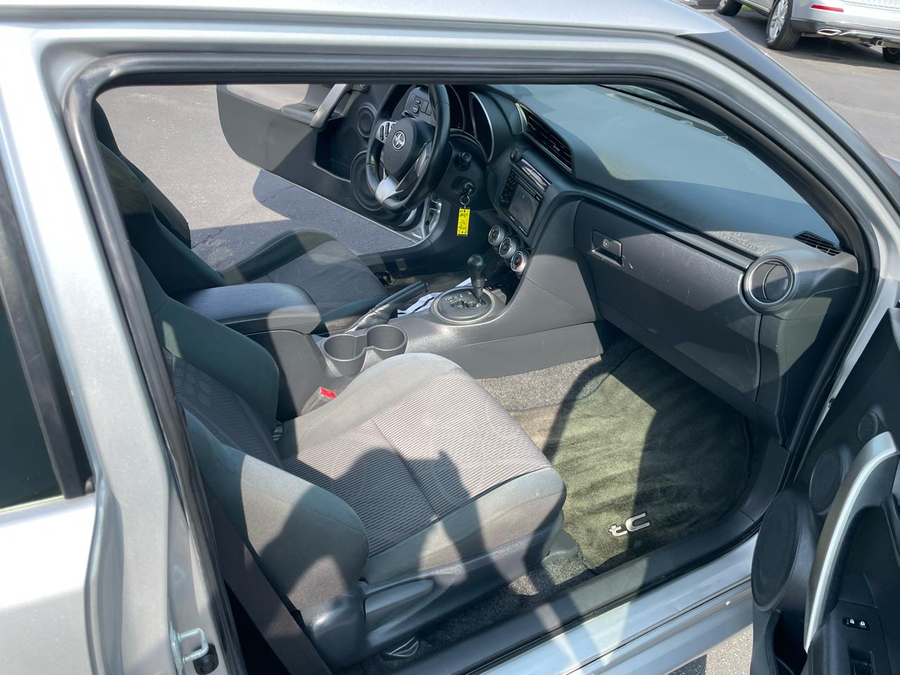 Scion tC 2dr HB Auto Spec (Natl) 2012
