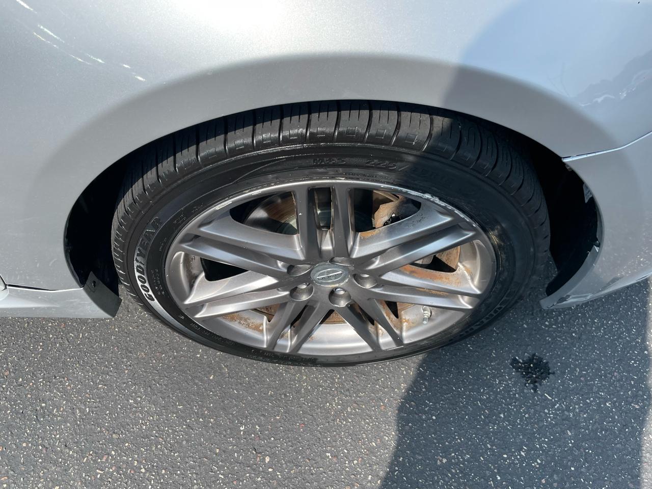 Scion tC 2dr HB Auto Spec (Natl) 2012