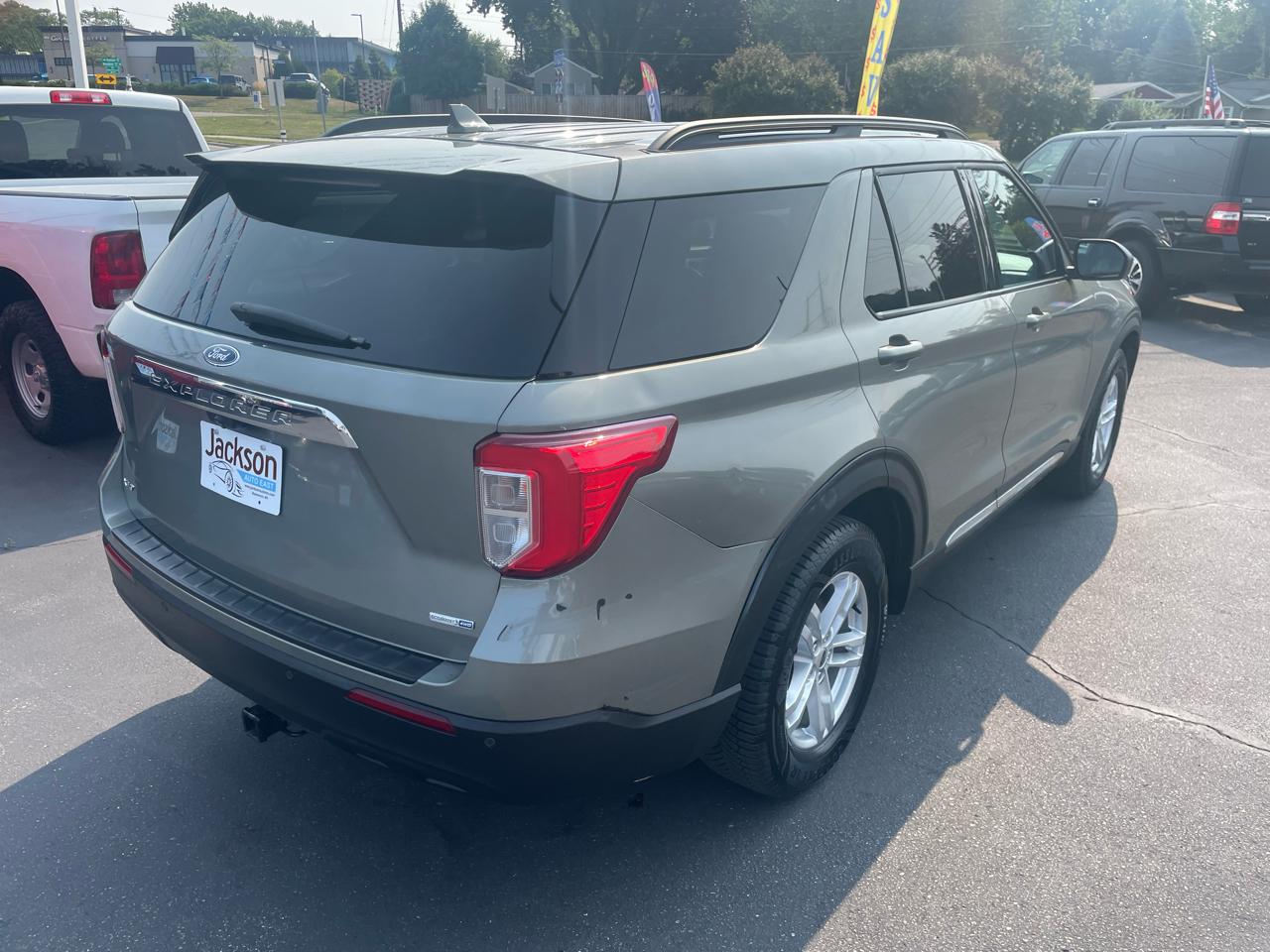 Ford Explorer XLT 4WD 2020