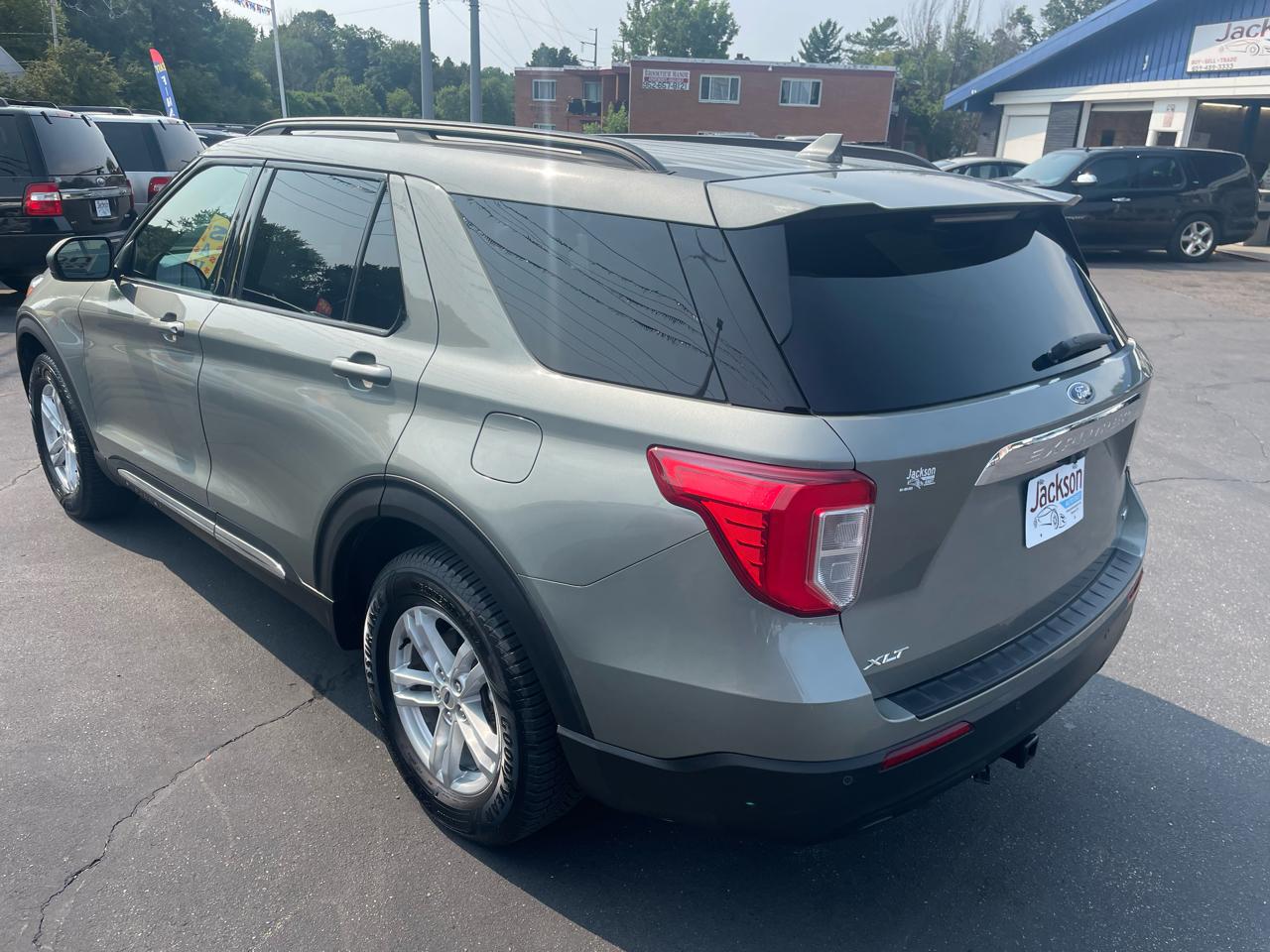 Ford Explorer XLT 4WD 2020