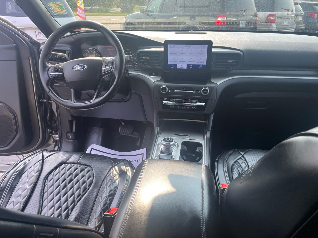 Ford Explorer XLT 4WD 2020