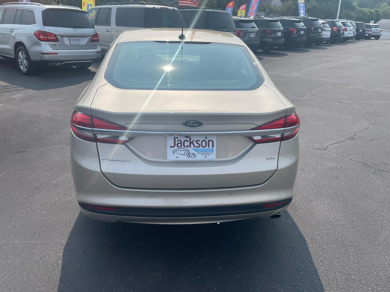 Ford Fusion SE FWD 2018