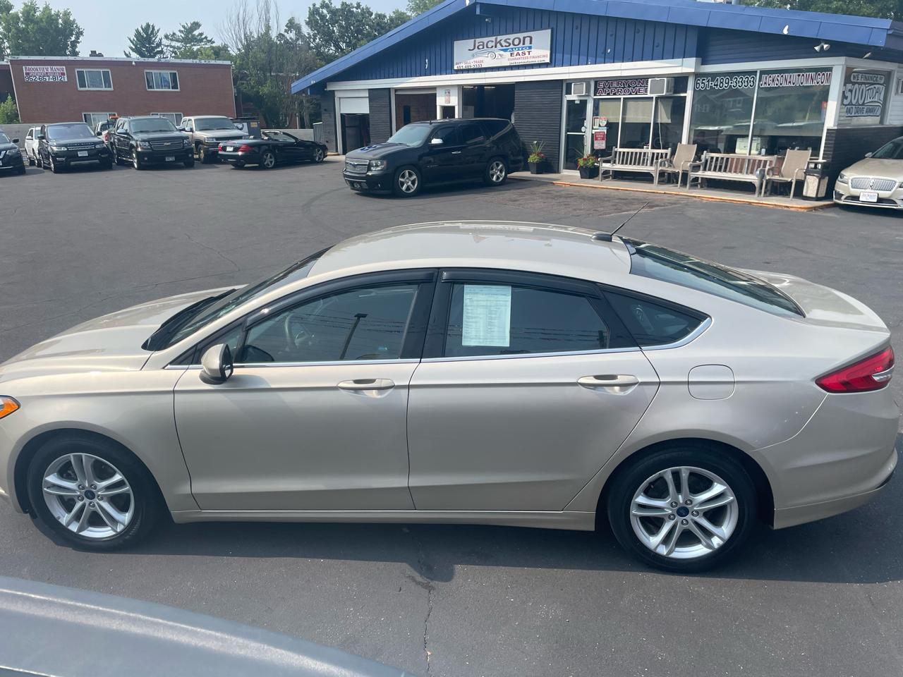 Ford Fusion SE FWD 2018