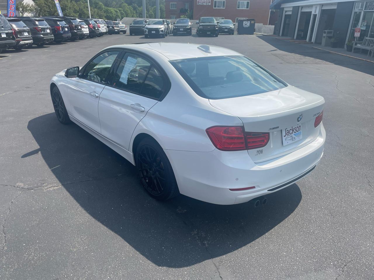 BMW 3 Series 4dr Sdn 328i xDrive AWD 2014