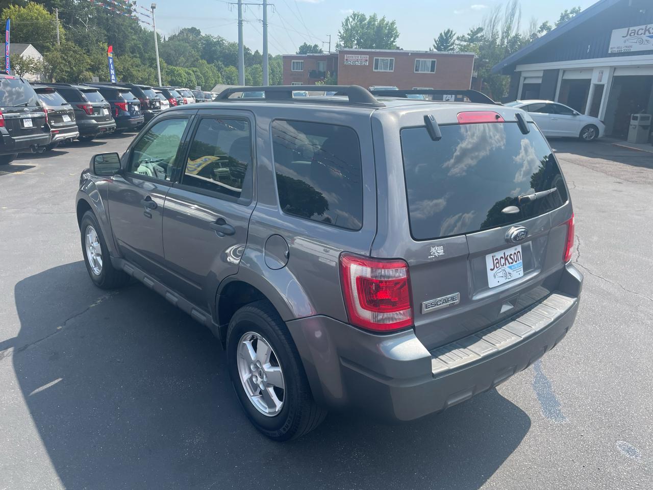 Ford Escape 4WD 4dr XLT 2012