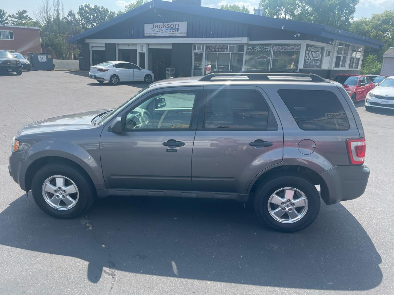 Ford Escape 4WD 4dr XLT 2012