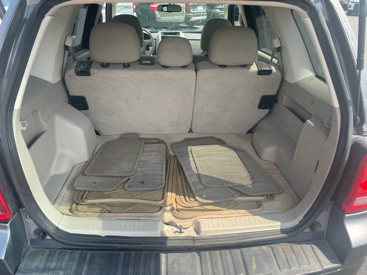Ford Escape 4WD 4dr XLT 2012