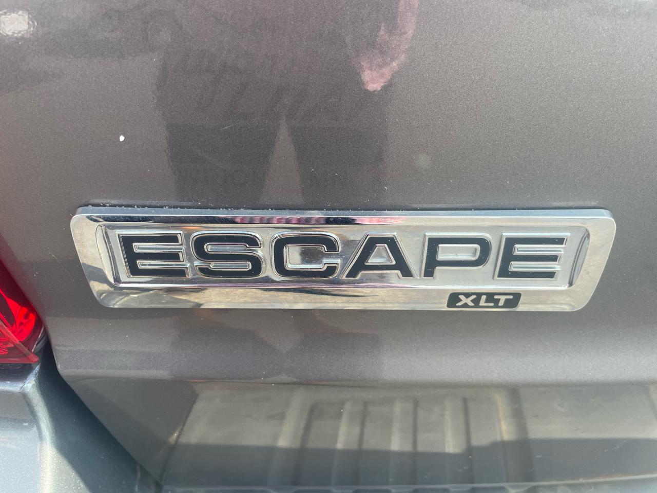 Ford Escape 4WD 4dr XLT 2012