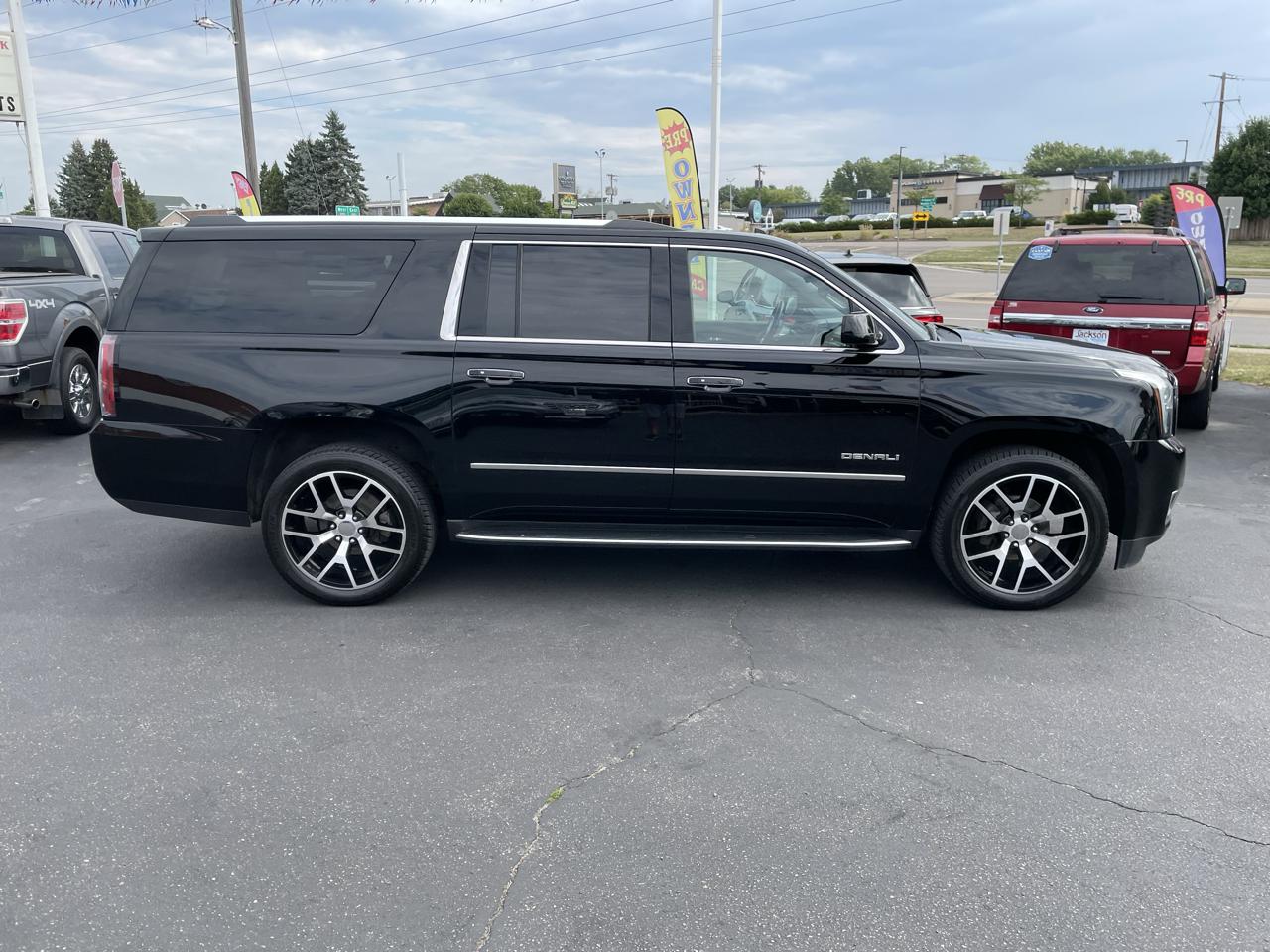 GMC Yukon XL 4WD 4dr Denali 2018