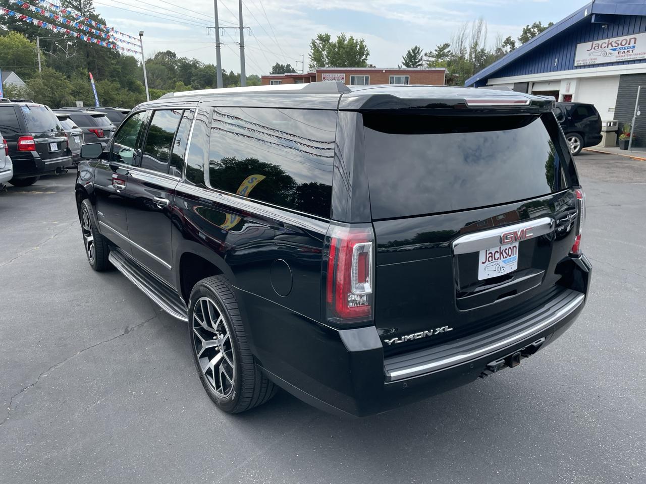 GMC Yukon XL 4WD 4dr Denali 2018