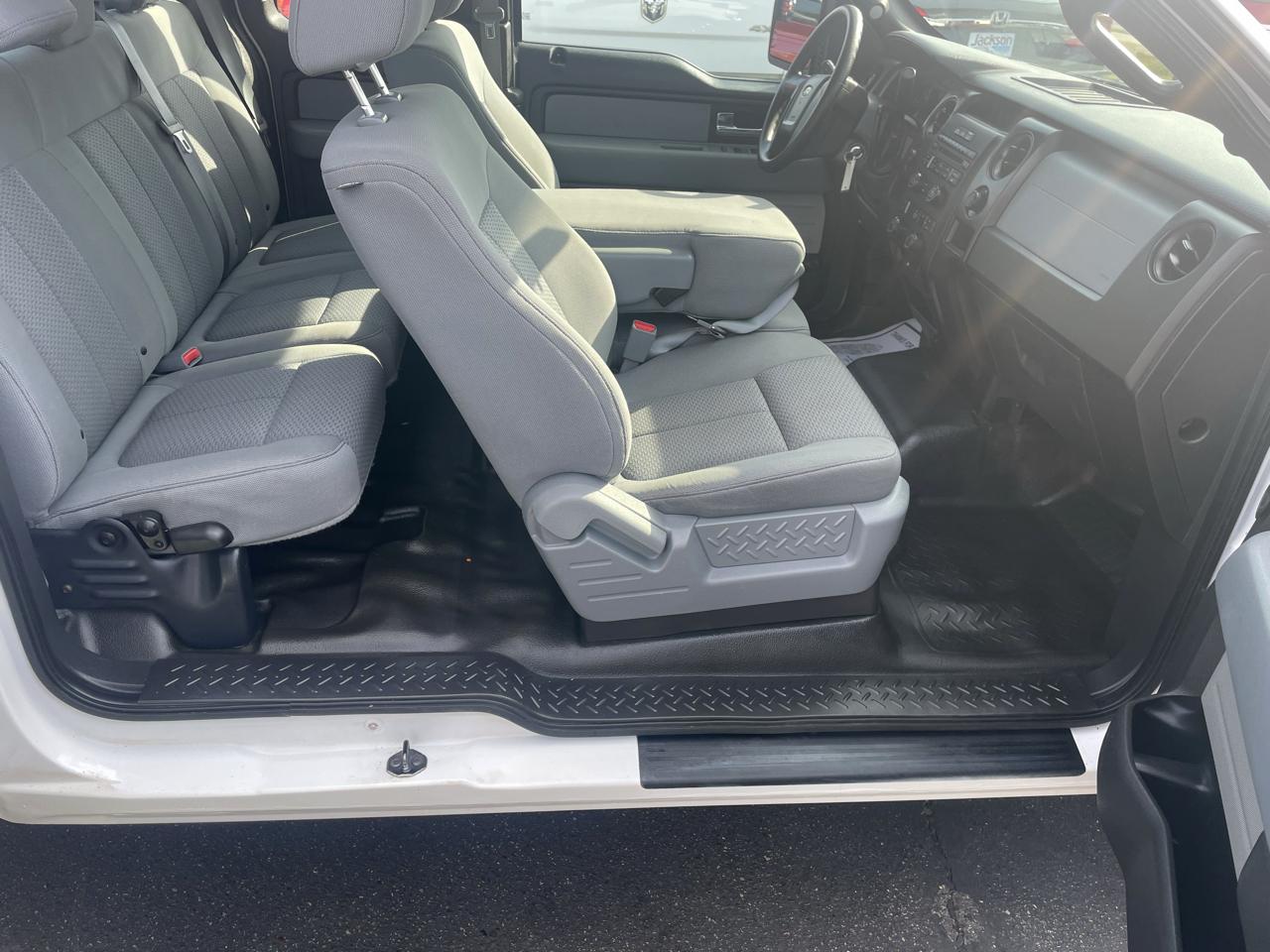 Ford F-150 4WD SuperCab 145" XLT 2014