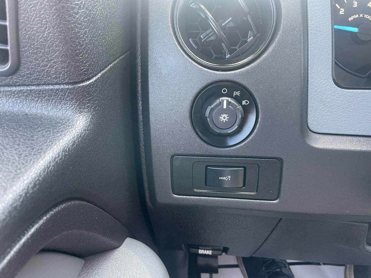Ford F-150 4WD SuperCab 145" XLT 2014
