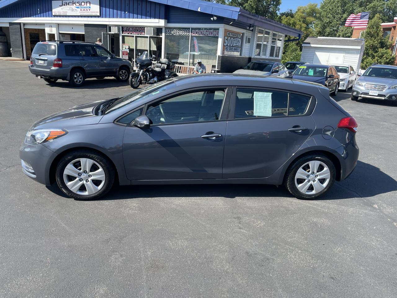 Kia Forte 5-Door 5dr HB Auto LX 2016