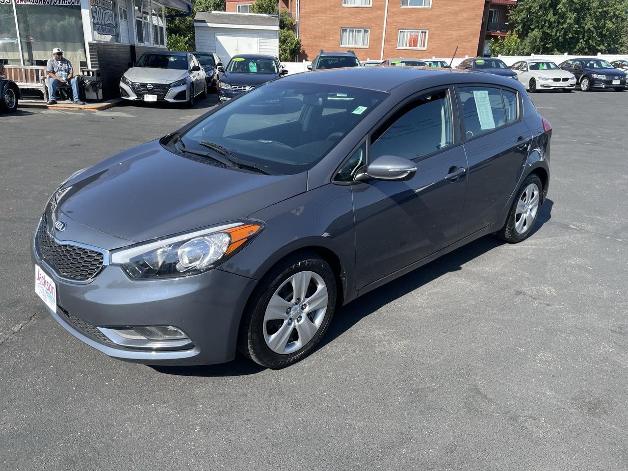 Kia Forte 5-Door 5dr HB Auto LX 2016