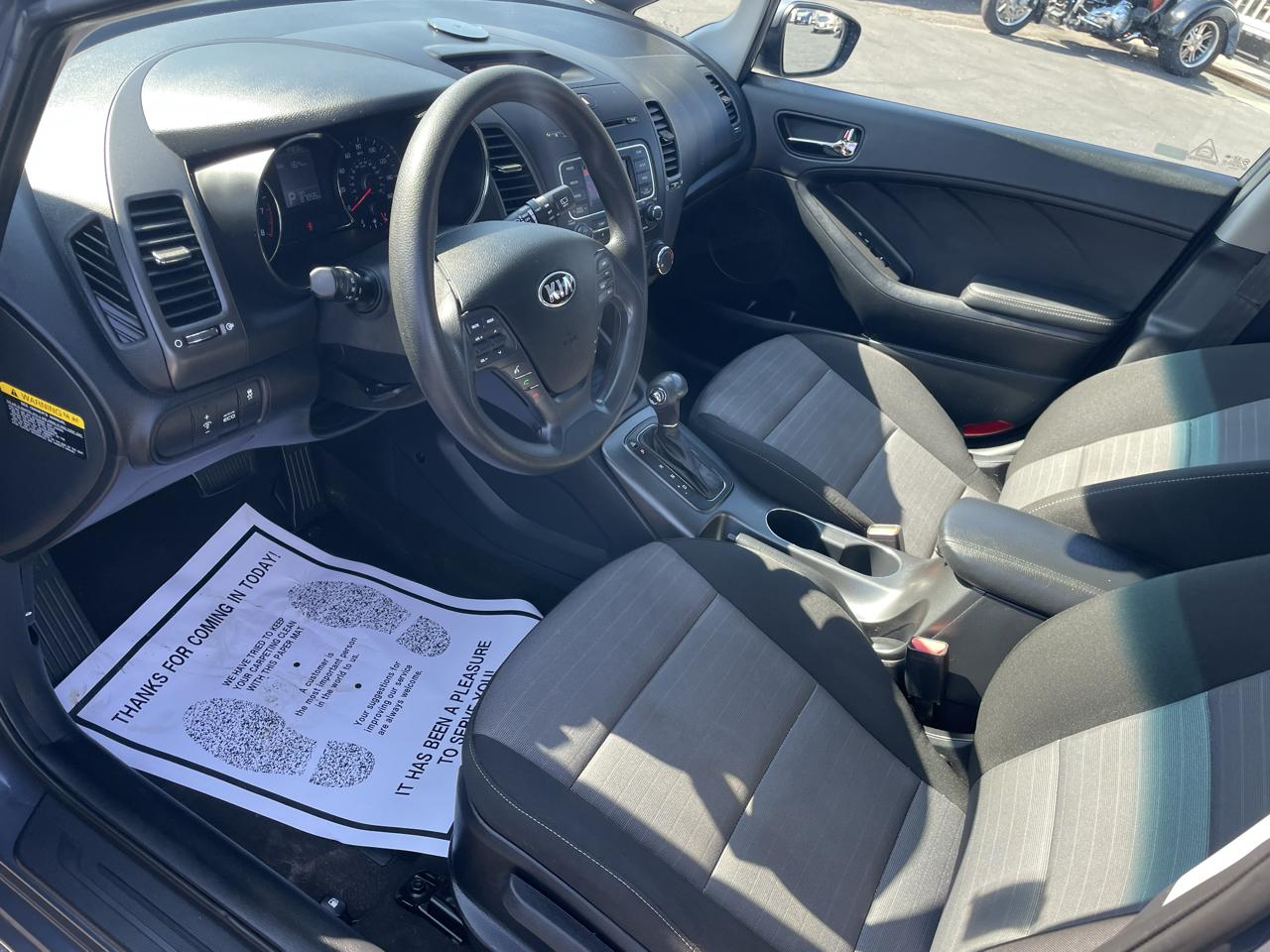 Kia Forte 5-Door 5dr HB Auto LX 2016
