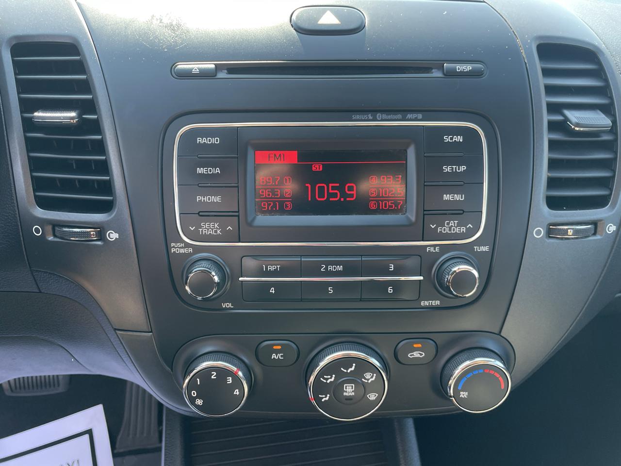 Kia Forte 5-Door 5dr HB Auto LX 2016