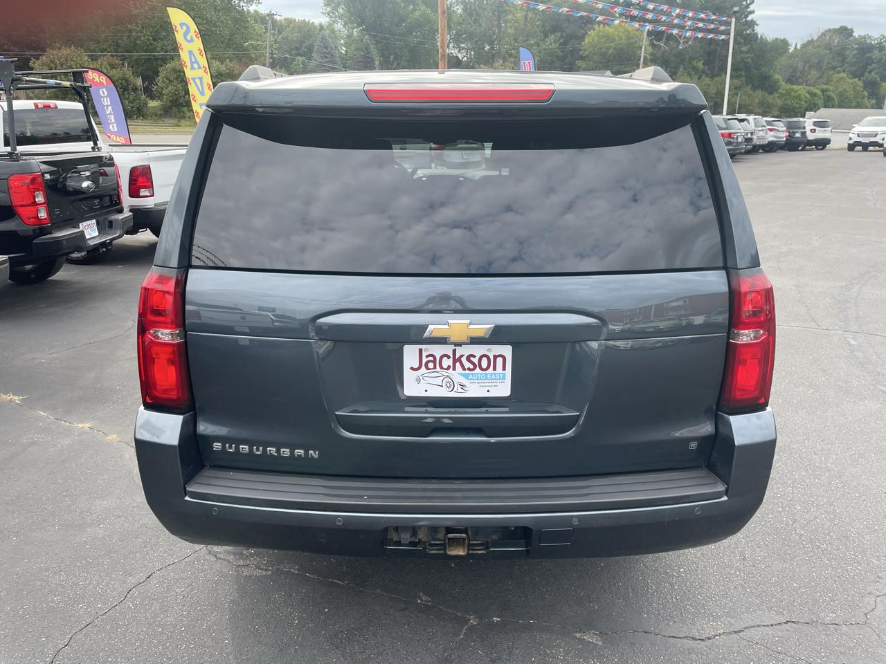 Chevrolet Suburban 4WD 4dr LT 2020