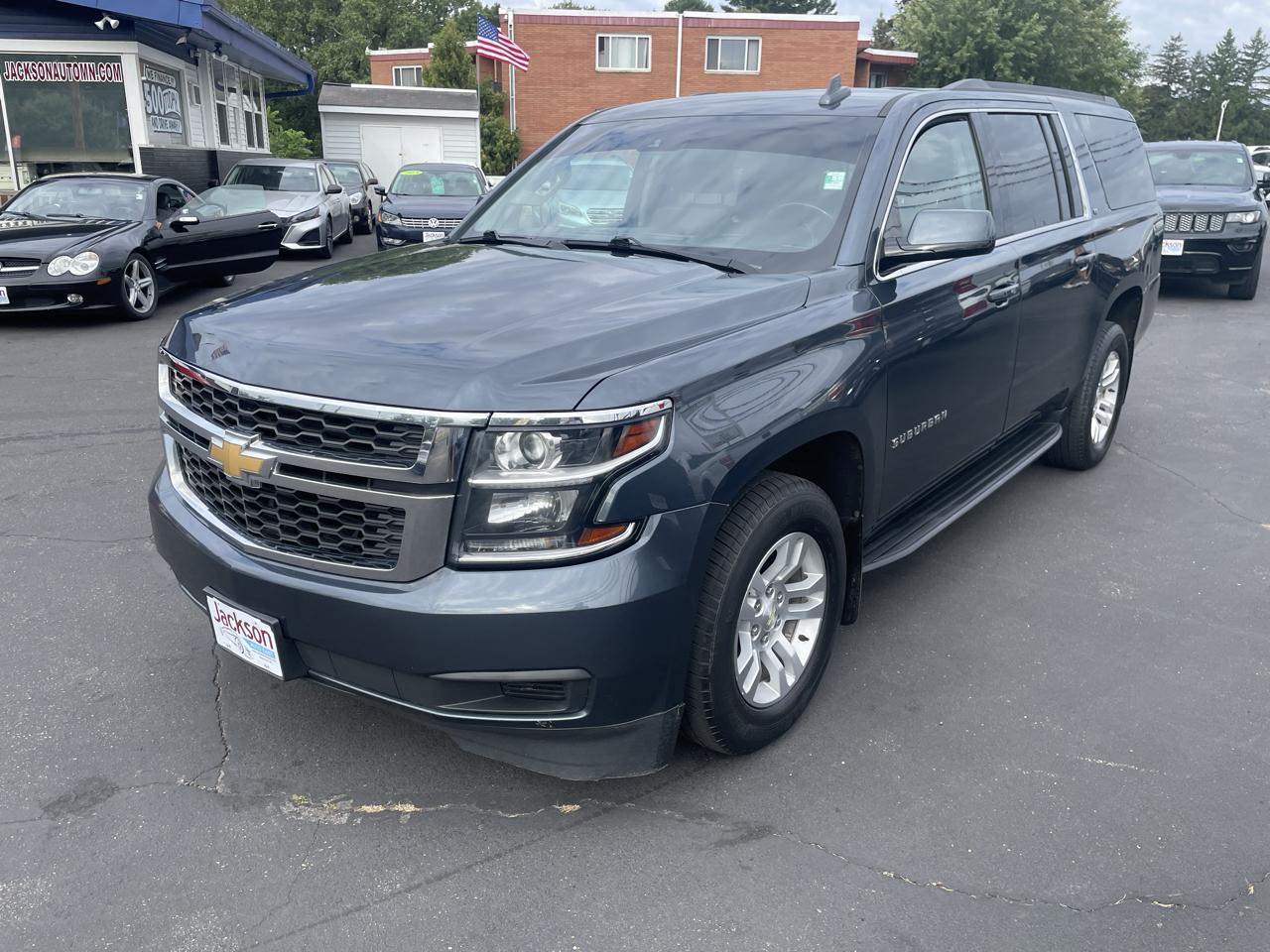 Chevrolet Suburban 4WD 4dr LT 2020