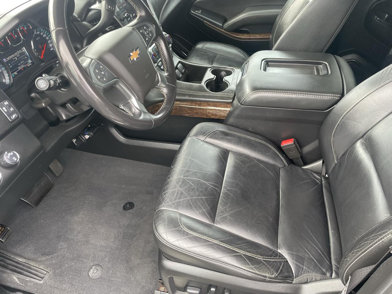 Chevrolet Suburban 4WD 4dr LT 2020