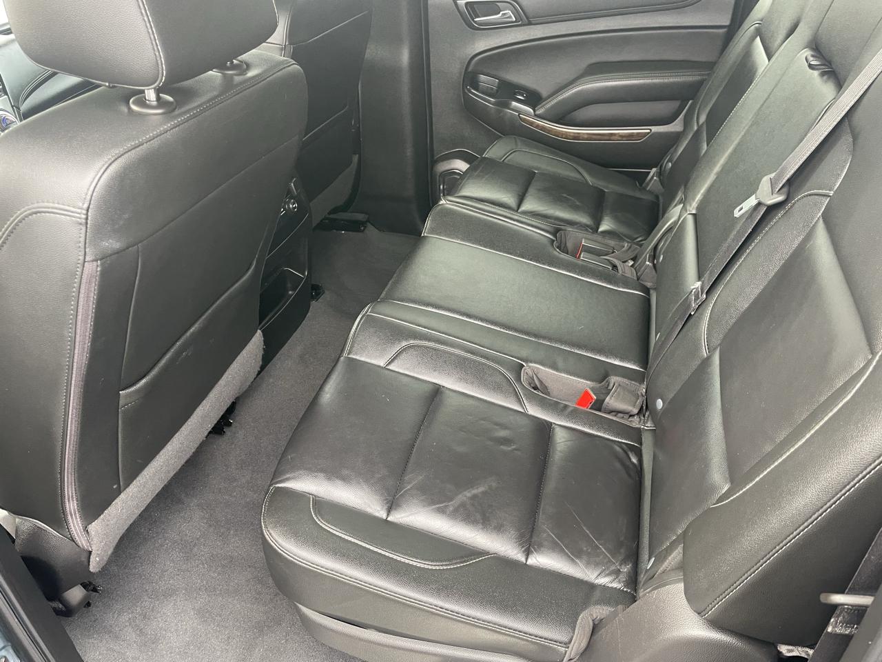 Chevrolet Suburban 4WD 4dr LT 2020