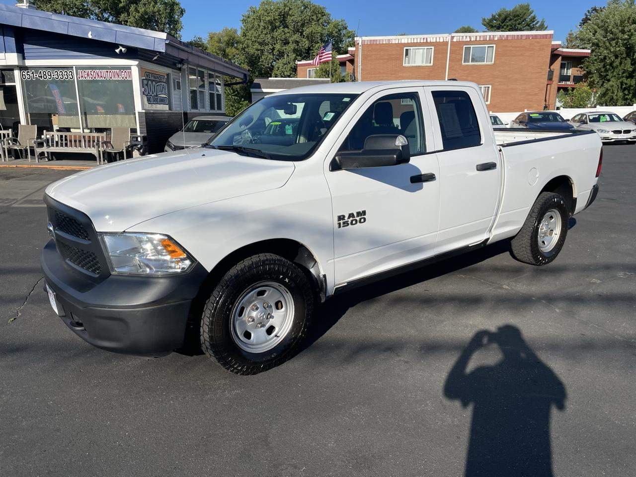 RAM 1500 4WD Quad Cab 140.5" Tradesman 2016