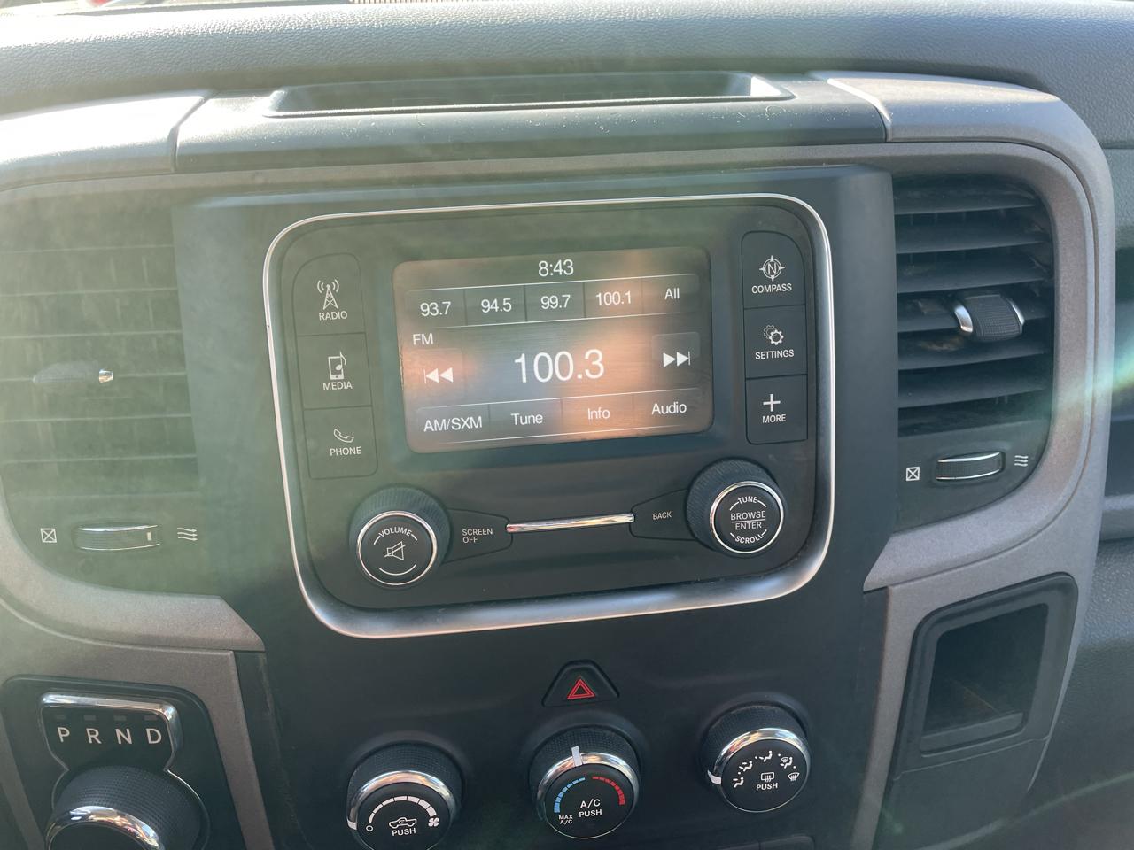RAM 1500 4WD Quad Cab 140.5" Tradesman 2016