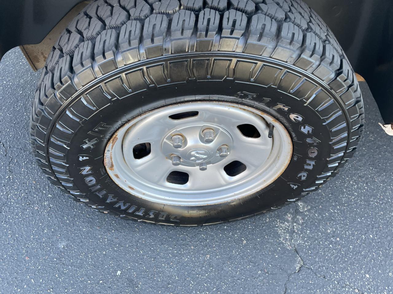 RAM 1500 4WD Quad Cab 140.5" Tradesman 2016