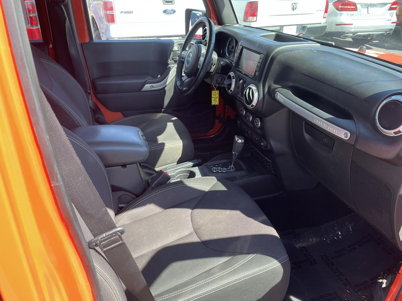 Jeep Wrangler Unlimited 4WD 4dr Rubicon 2015