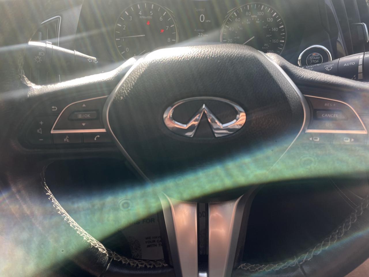 Infiniti Q50 3.0t LUXE AWD 2018