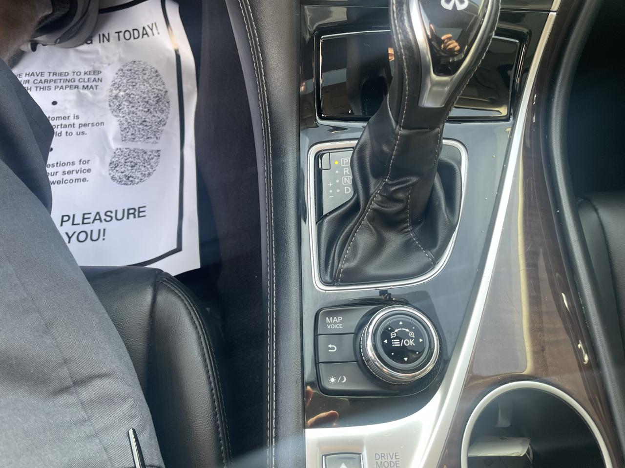 Infiniti Q50 3.0t LUXE AWD 2018