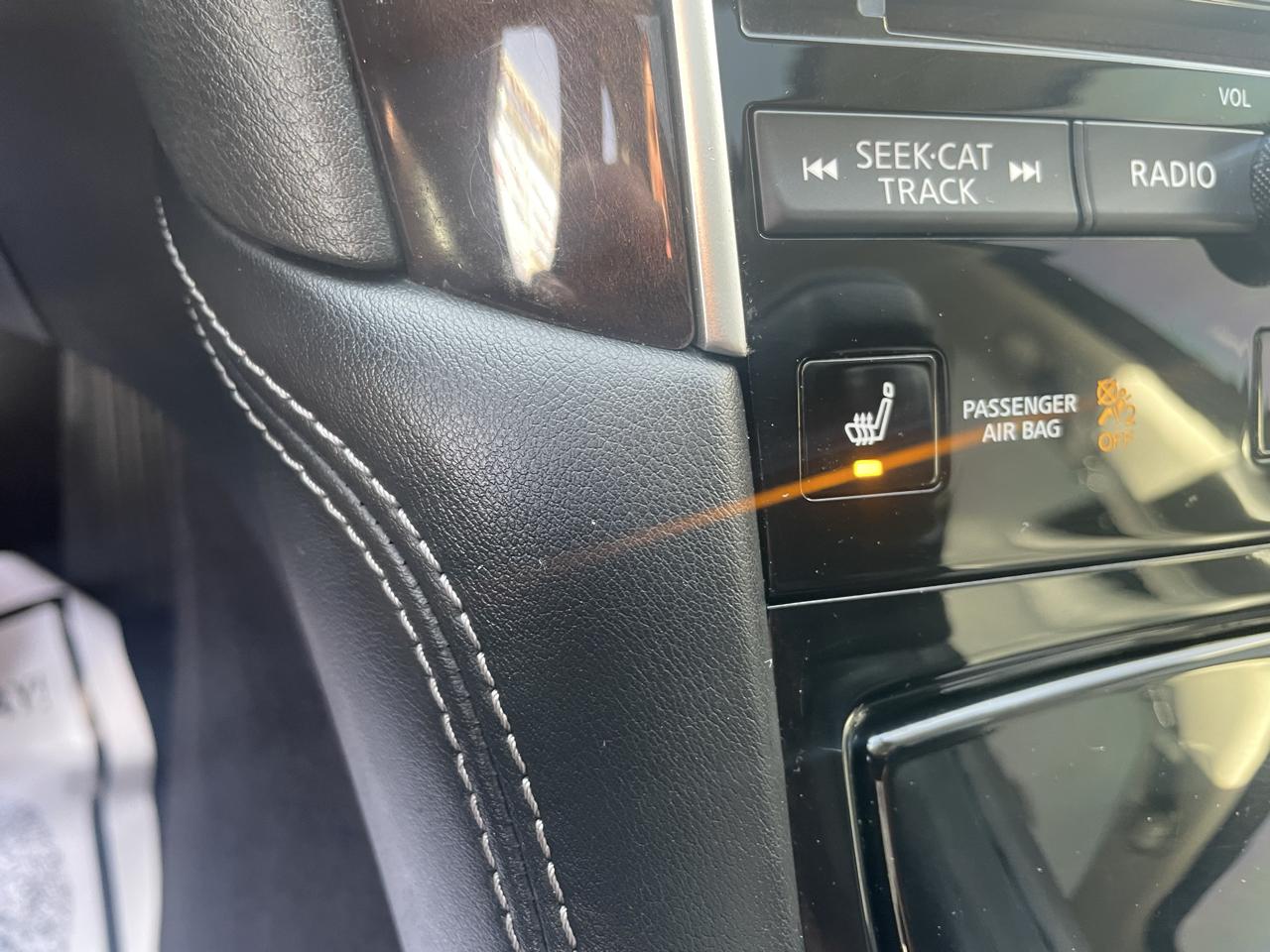 Infiniti Q50 3.0t LUXE AWD 2018