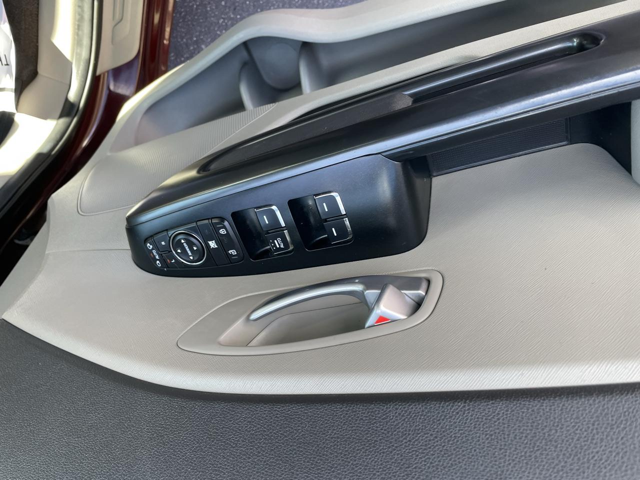 Kia Sedona 4dr Wgn LX 2016