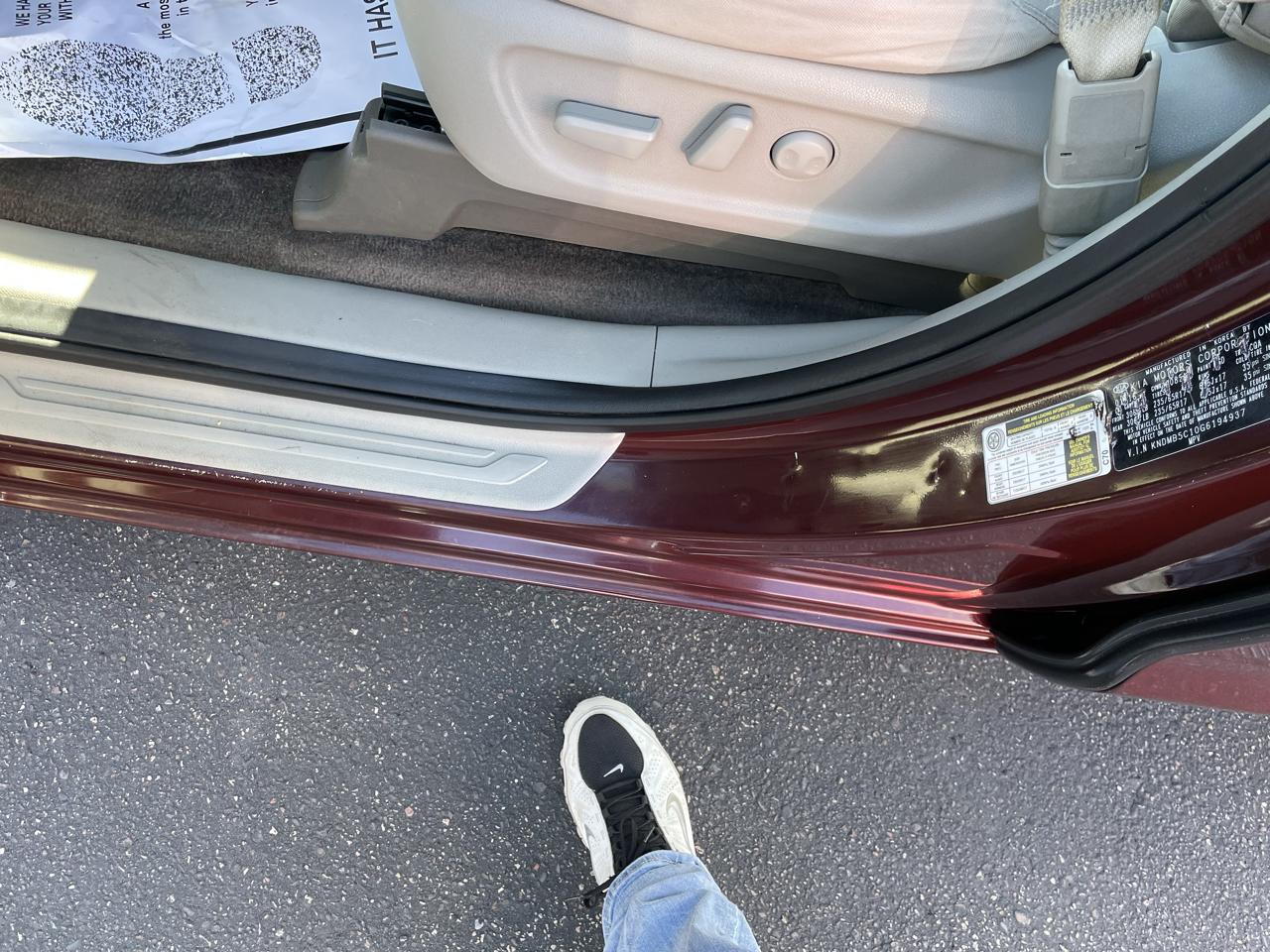 Kia Sedona 4dr Wgn LX 2016