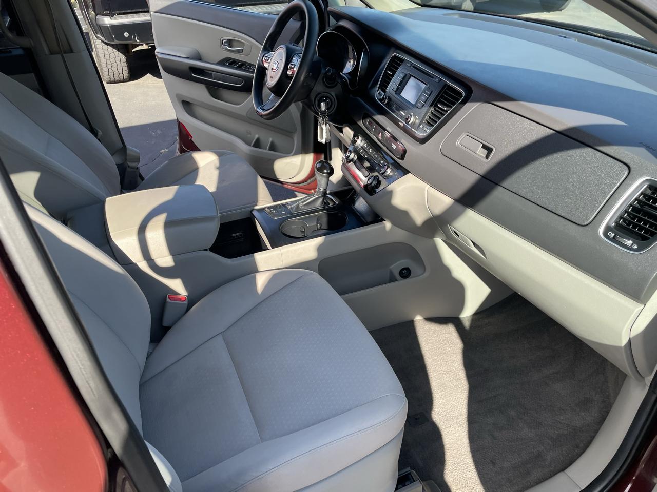 Kia Sedona 4dr Wgn LX 2016