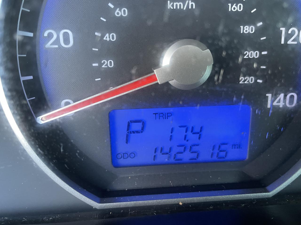 Hyundai Santa Fe AWD 4dr V6 Limited 2012