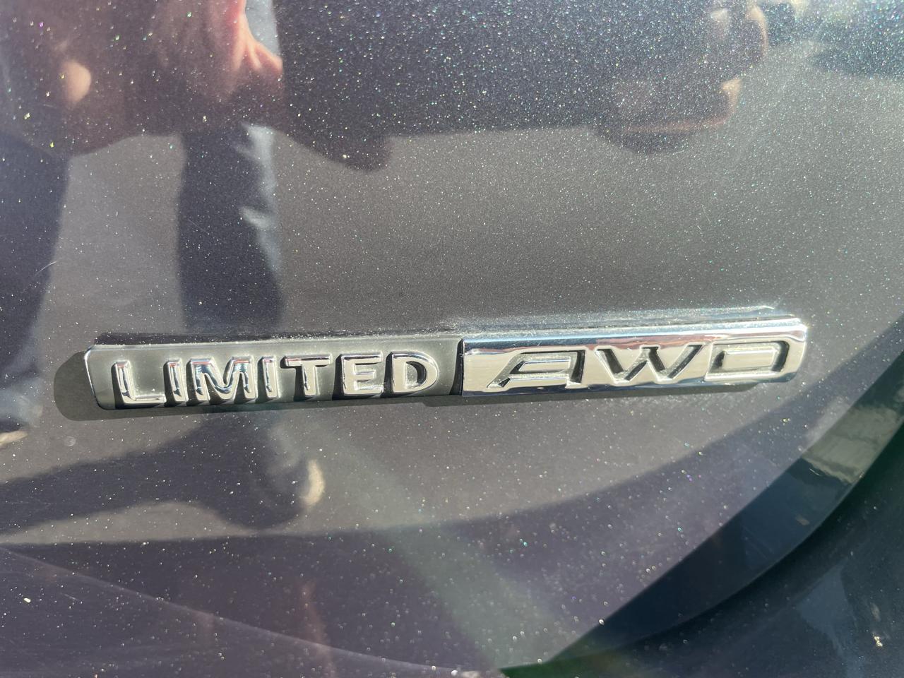 Hyundai Santa Fe AWD 4dr V6 Limited 2012