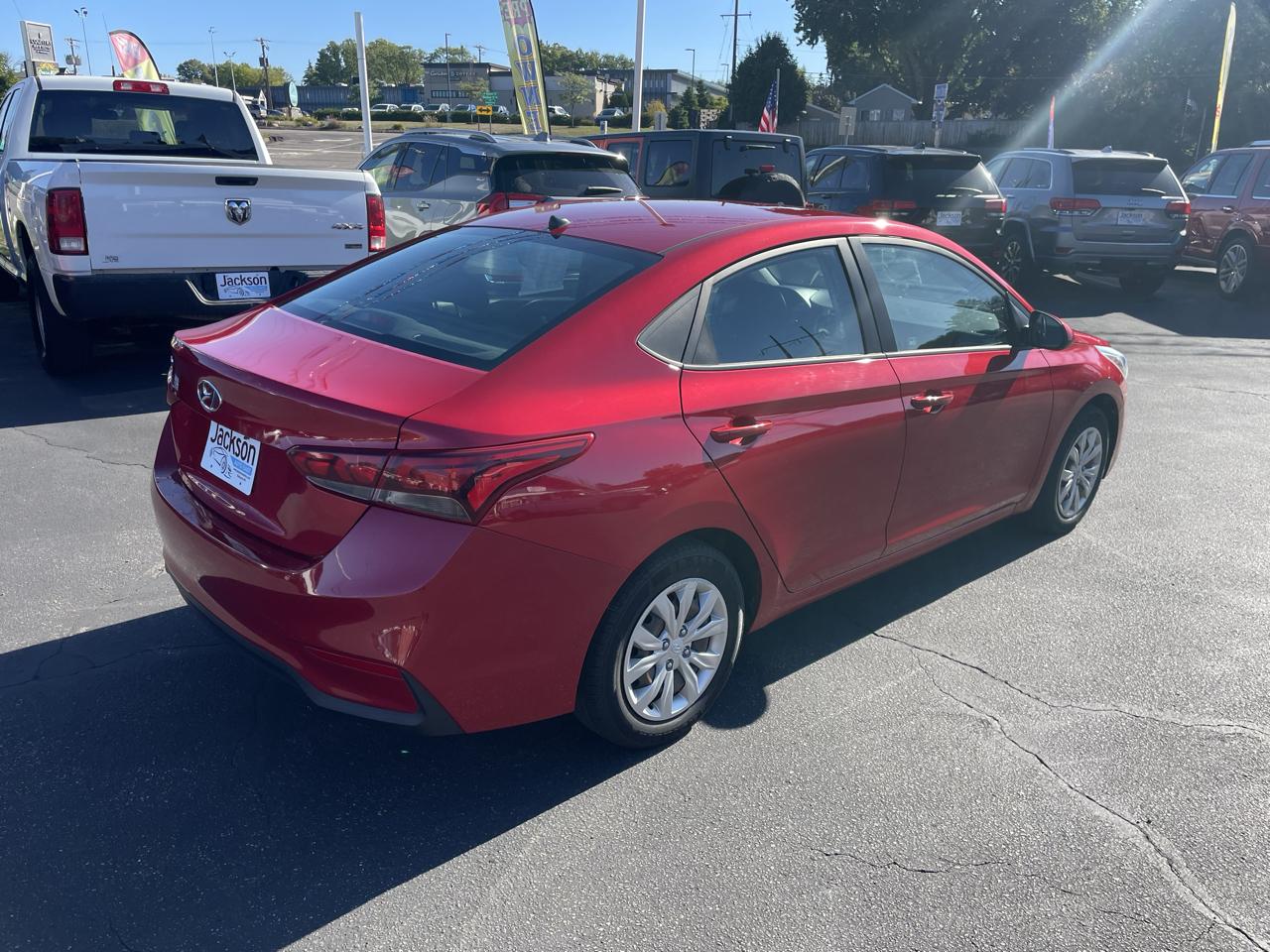 Hyundai Accent SE Sedan IVT 2021