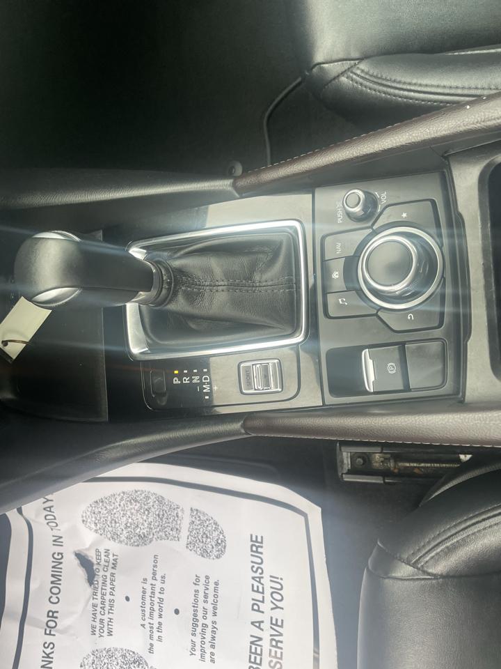 Mazda Mazda3 4-Door Touring Auto 2017