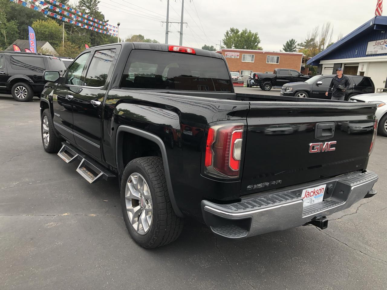 GMC Sierra photo 6