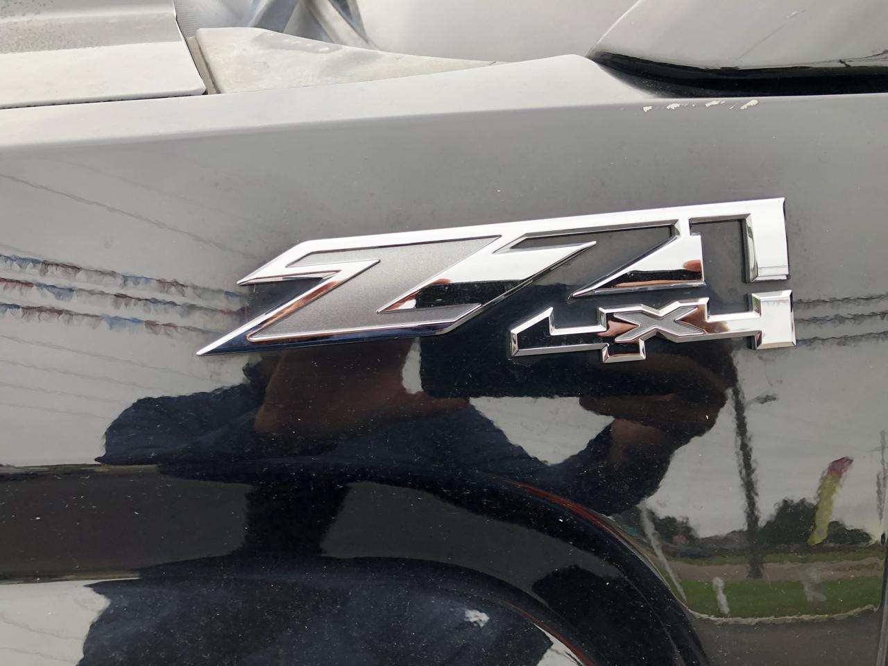 GMC Sierra photo 9